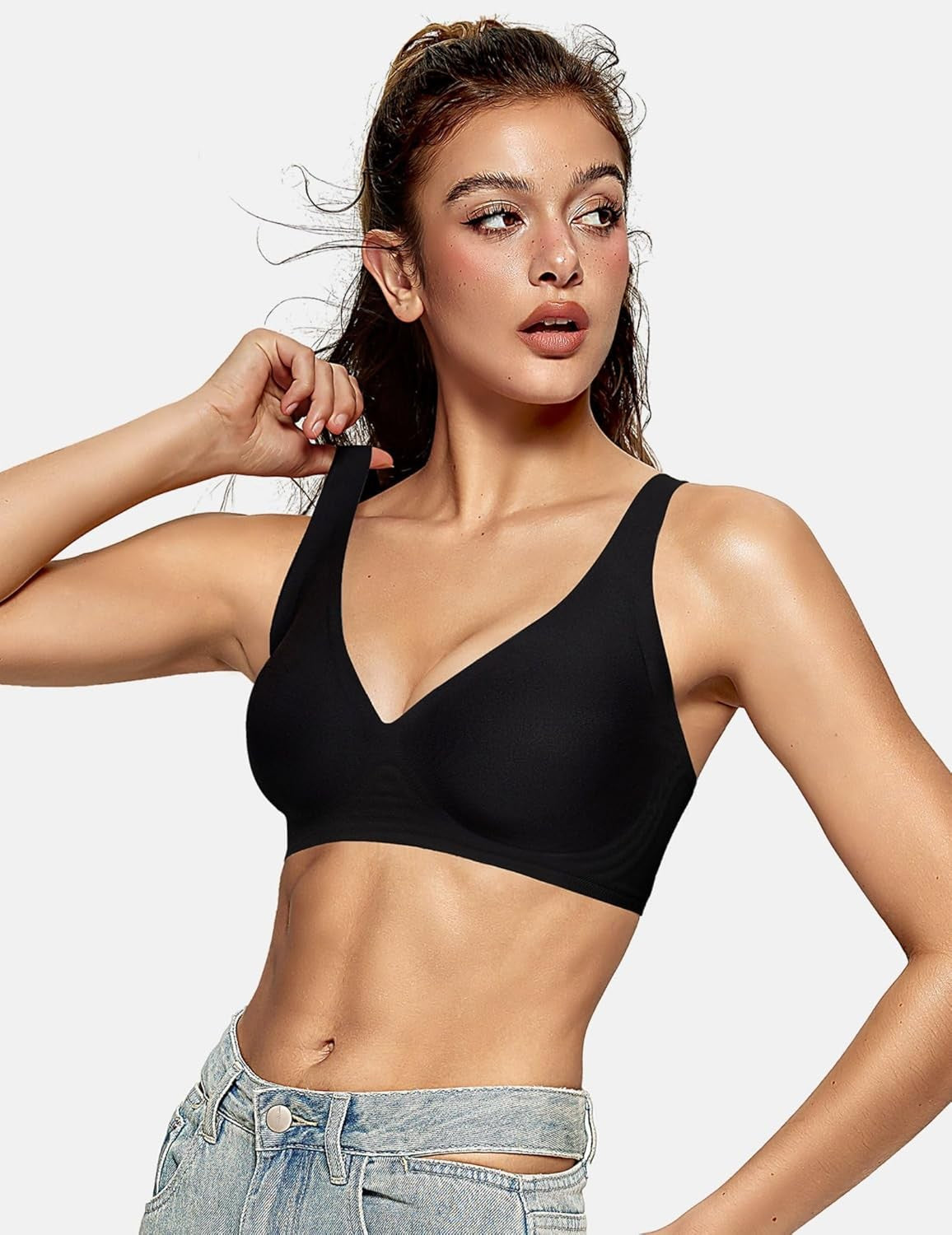 OEAK Womens Deep V Wireless Bra Seamless Push up Black Large